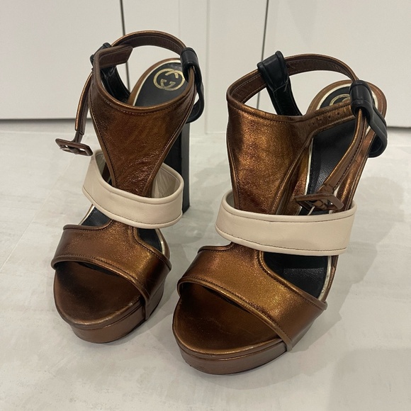 Gucci platform heels - Picture 1 of 9